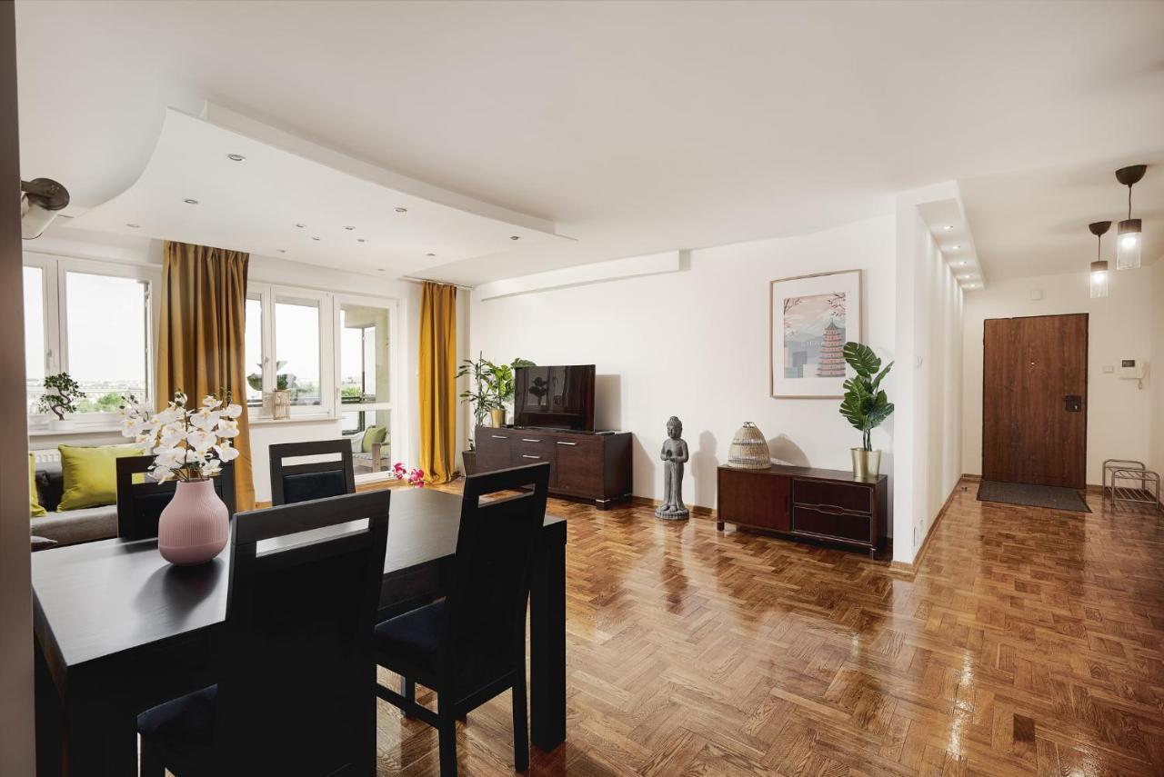 Lumina Spacious Apartment Near The Railway Station Warsawa Bagian luar foto