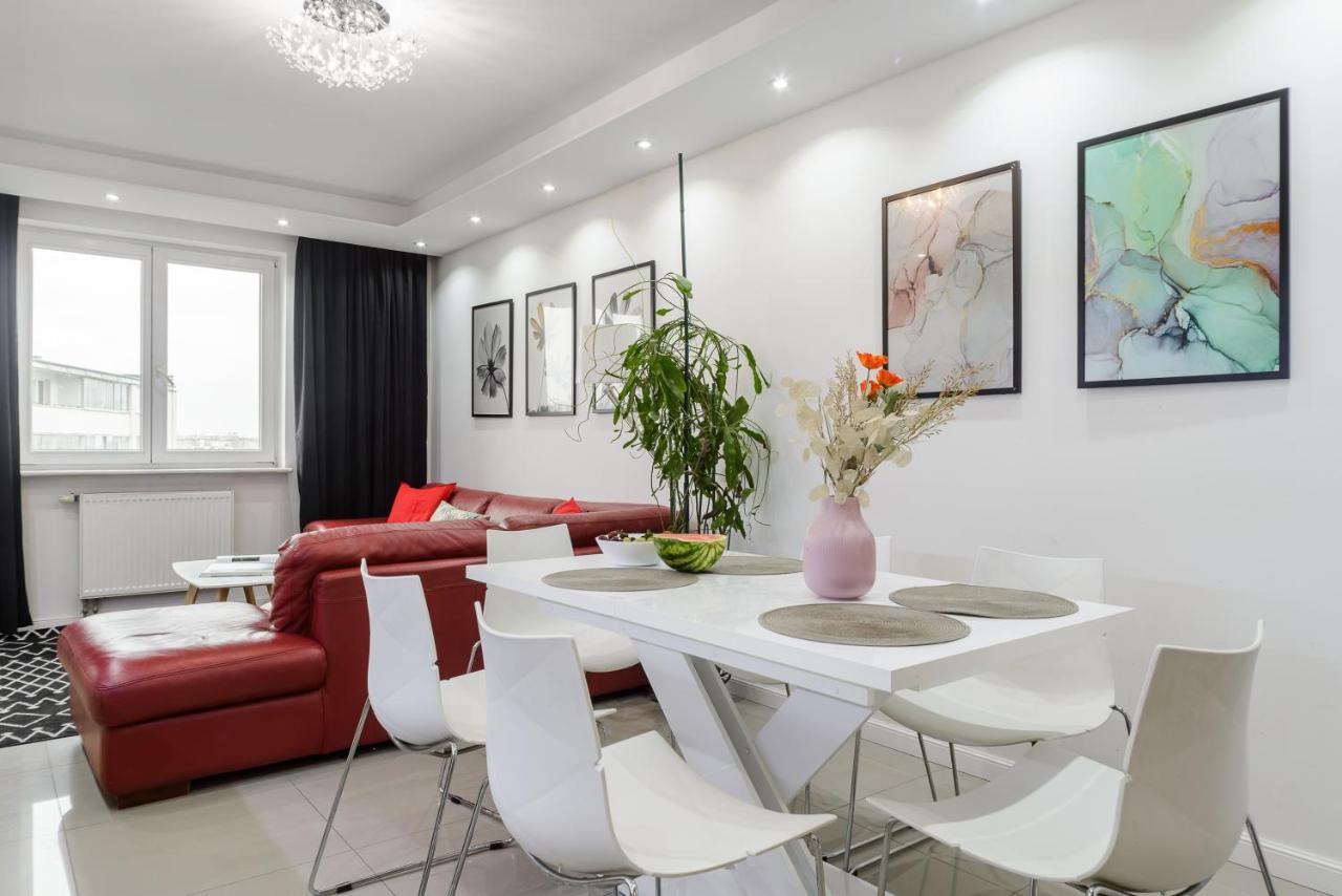 Lumina Spacious Apartment Near The Railway Station Warsawa Bagian luar foto